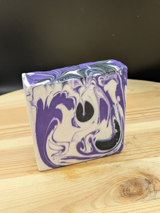Wild Currant Sandalwood